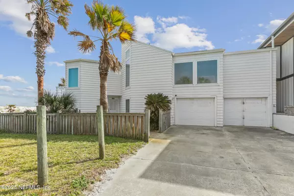 Neptune Beach, FL 32266,93 ORANGE ST