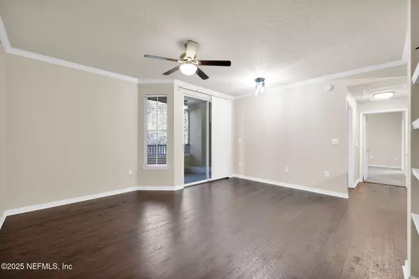 Jacksonville, FL 32216,8539 GATE Pkwy W #624