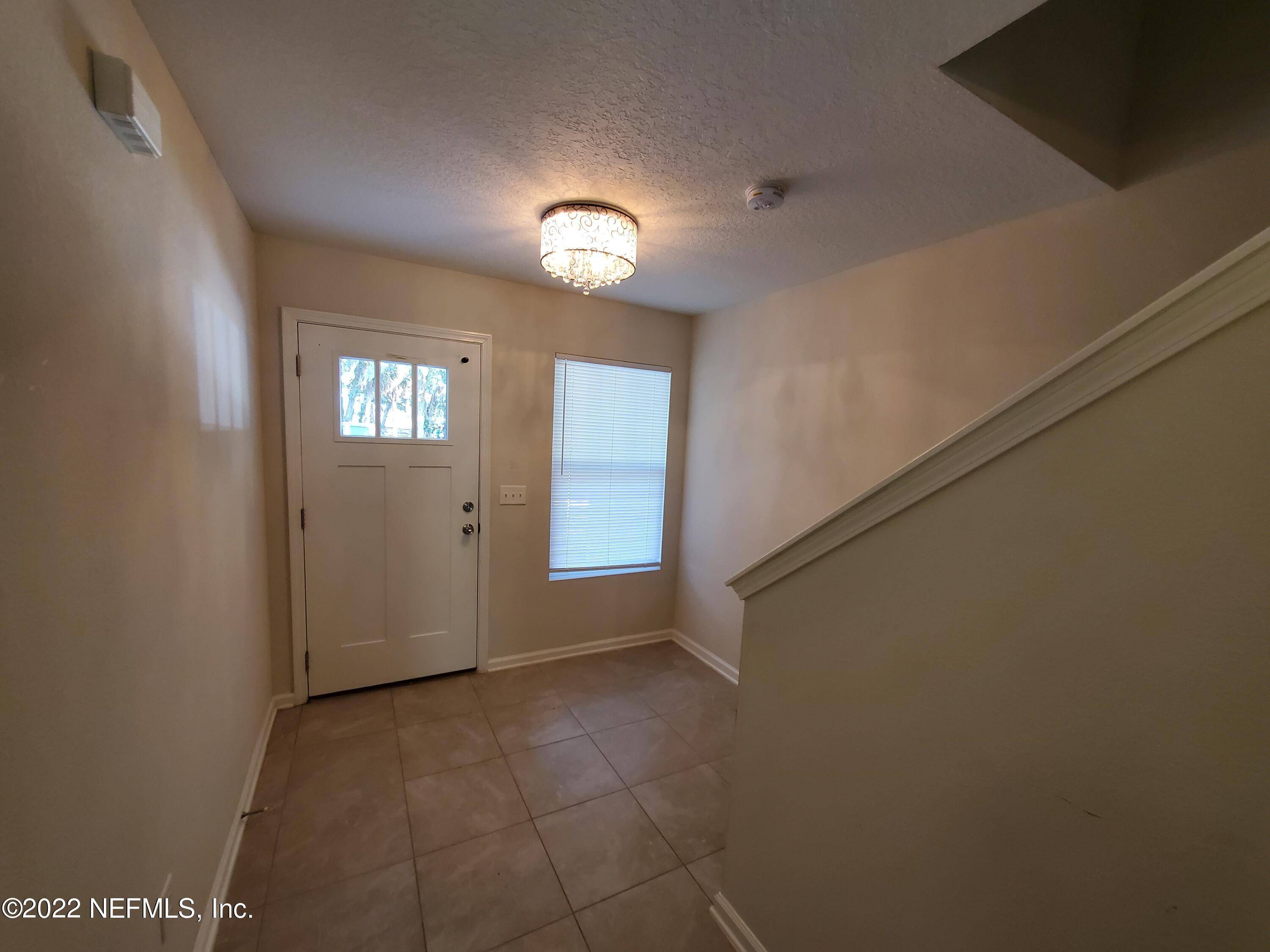 Jacksonville, FL 32233,2824 SHANGRI LA DR