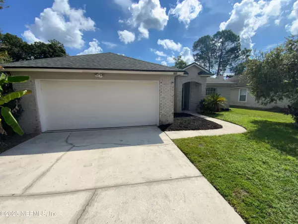 11283 FINCHLEY LN, Jacksonville, FL 32223