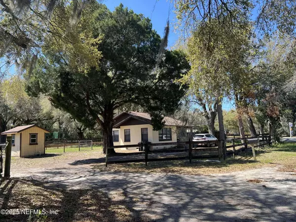 Palatka, FL 32177,373 E PENIEL RD