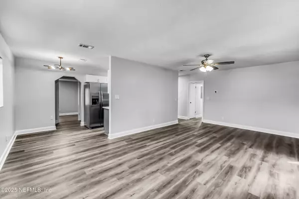 Jacksonville, FL 32219,6756 GASPAR CIR W