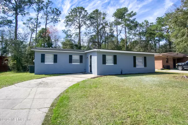 6756 GASPAR CIR W, Jacksonville, FL 32219