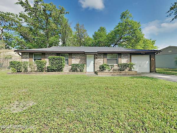 11753 RAVEN DR W, Jacksonville, FL 32218