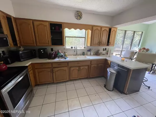 2216 KENSINGTON LN,  Orange Park,  FL 32073