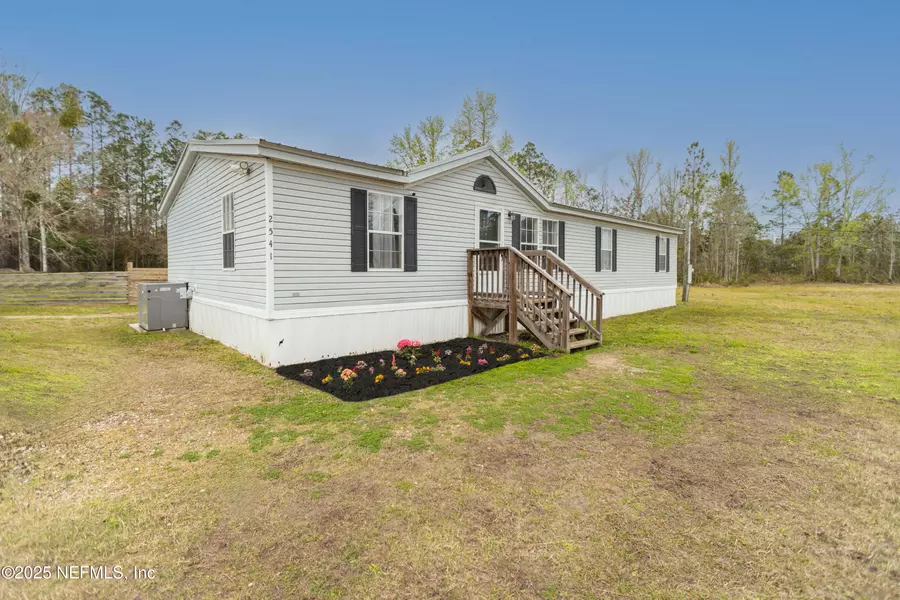 2541 SILVER MOSS CIR, Middleburg, FL 32068