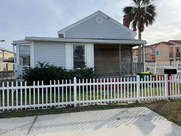 138 12TH AVE S, Jacksonville Beach, FL 32250