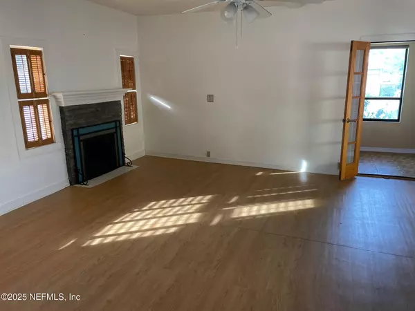 Jacksonville Beach, FL 32250,138 12TH AVE S