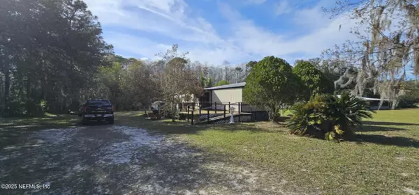 113 ROWLAND AVE, Hollister, FL 32147