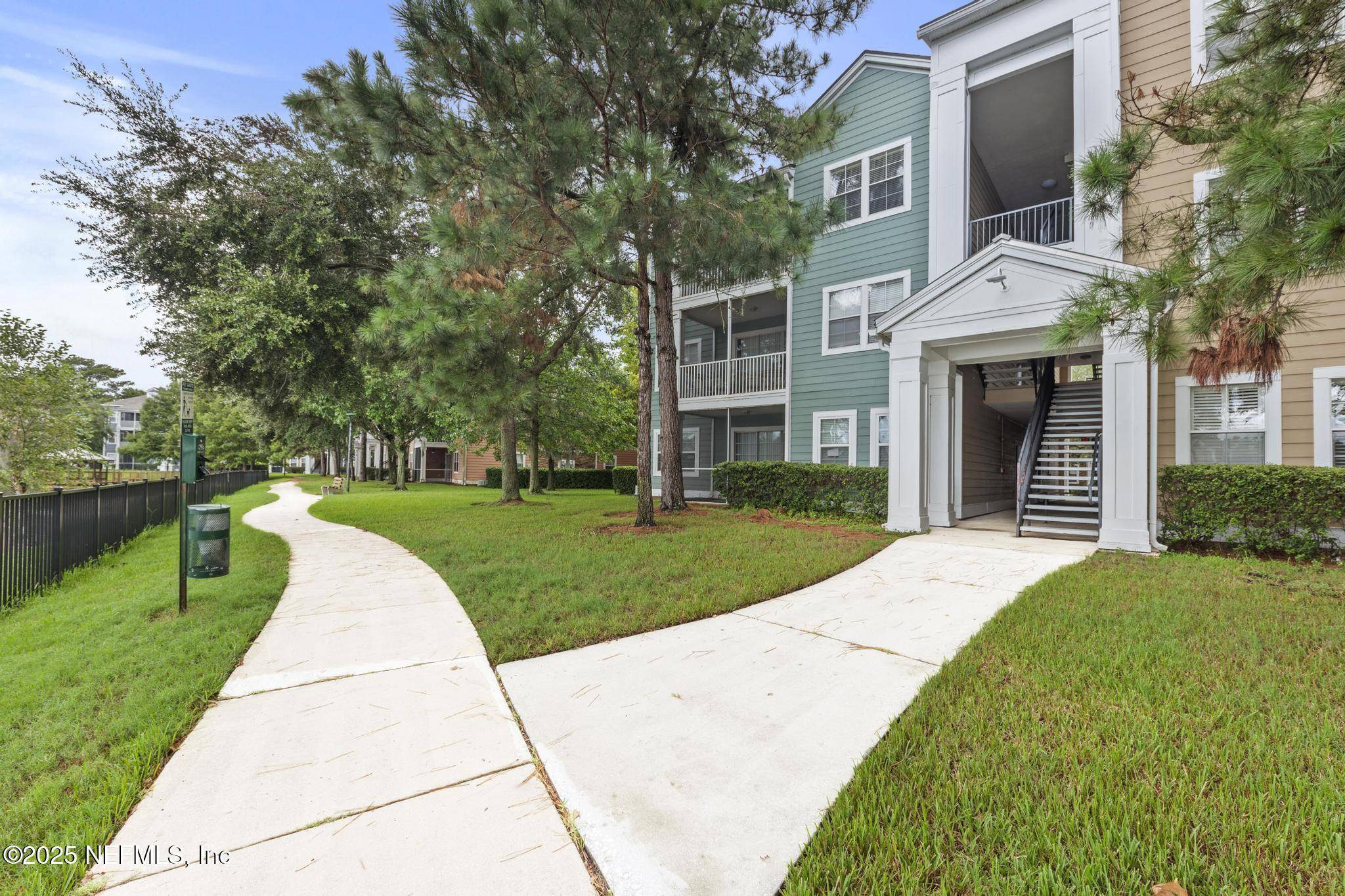Jacksonville, FL 32216,8550 TOUCHTON RD #638