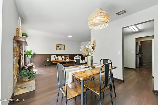 Jacksonville, FL 32225,11657 TANAGER DR