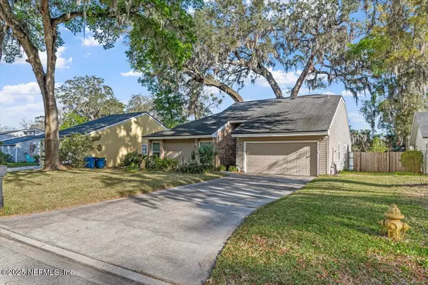 Jacksonville, FL 32225,11537 KELVYN GROVE PL