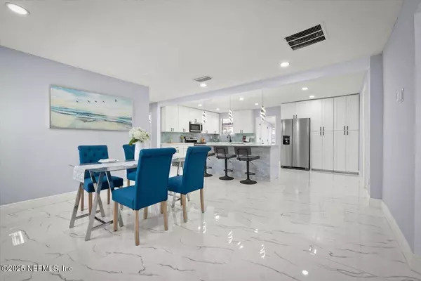 Jacksonville, FL 32256,7503 MCLAURIN RD