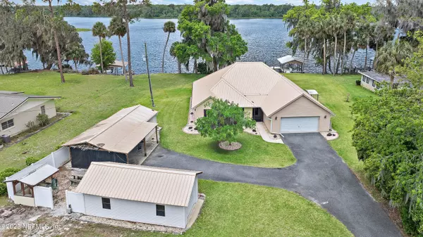 343 E BUFFALO BLUFF RD, Satsuma, FL 32189