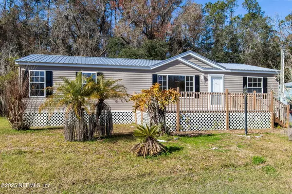 East Palatka, FL 32131,116 LEWIS LN