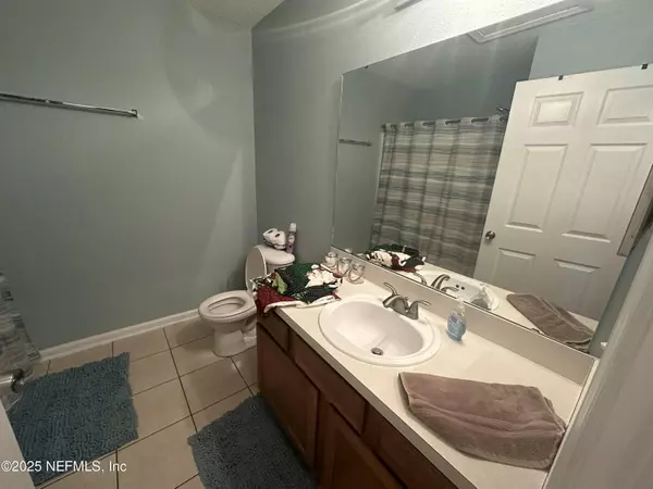 Jacksonville, FL 32277,7920 MERRILL RD #2211