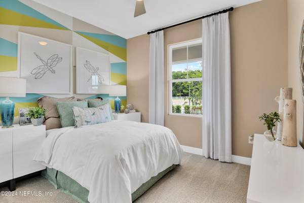 5675 TOMAHAWK LAKE DR Jacksonville, FL 32254