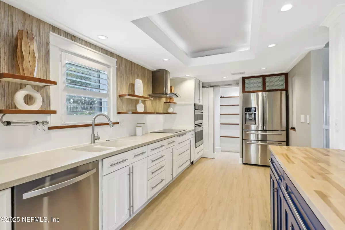 Jacksonville, FL 32256,10109 LEISURE LANE S #5