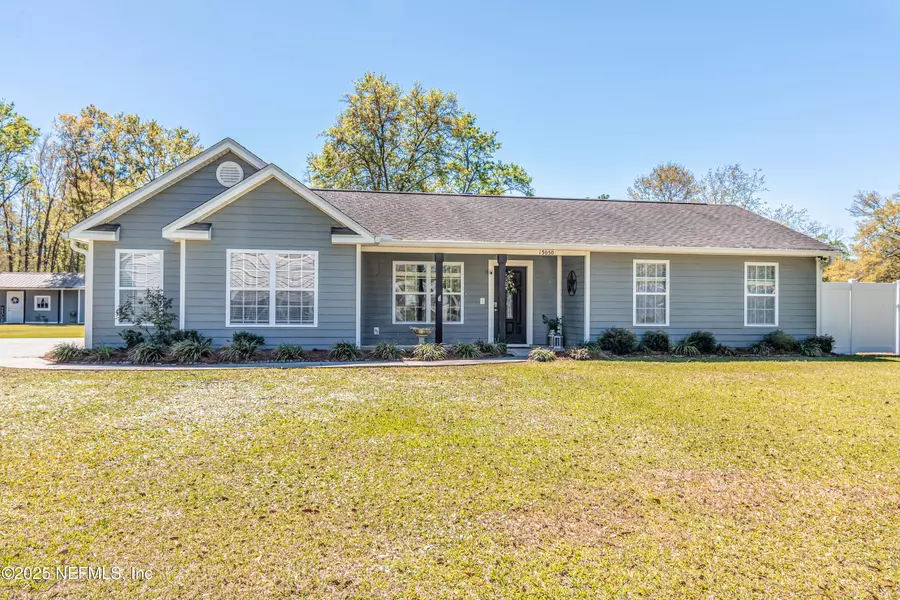 13050 MUDLAKE RD, Glen St. Mary, FL 32040