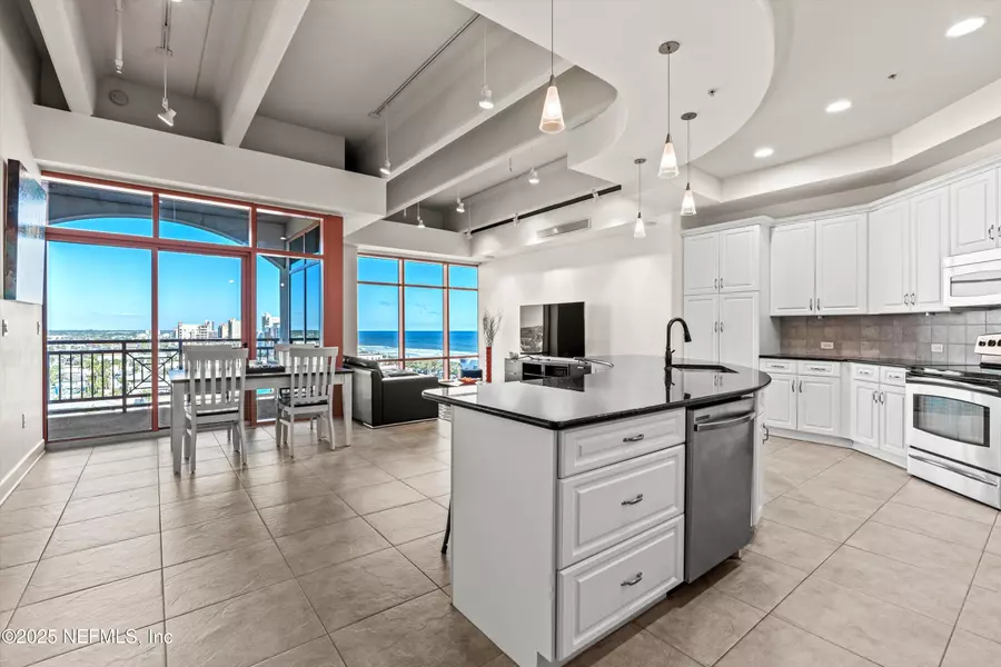 320 1ST ST N #806, Jacksonville Beach, FL 32250