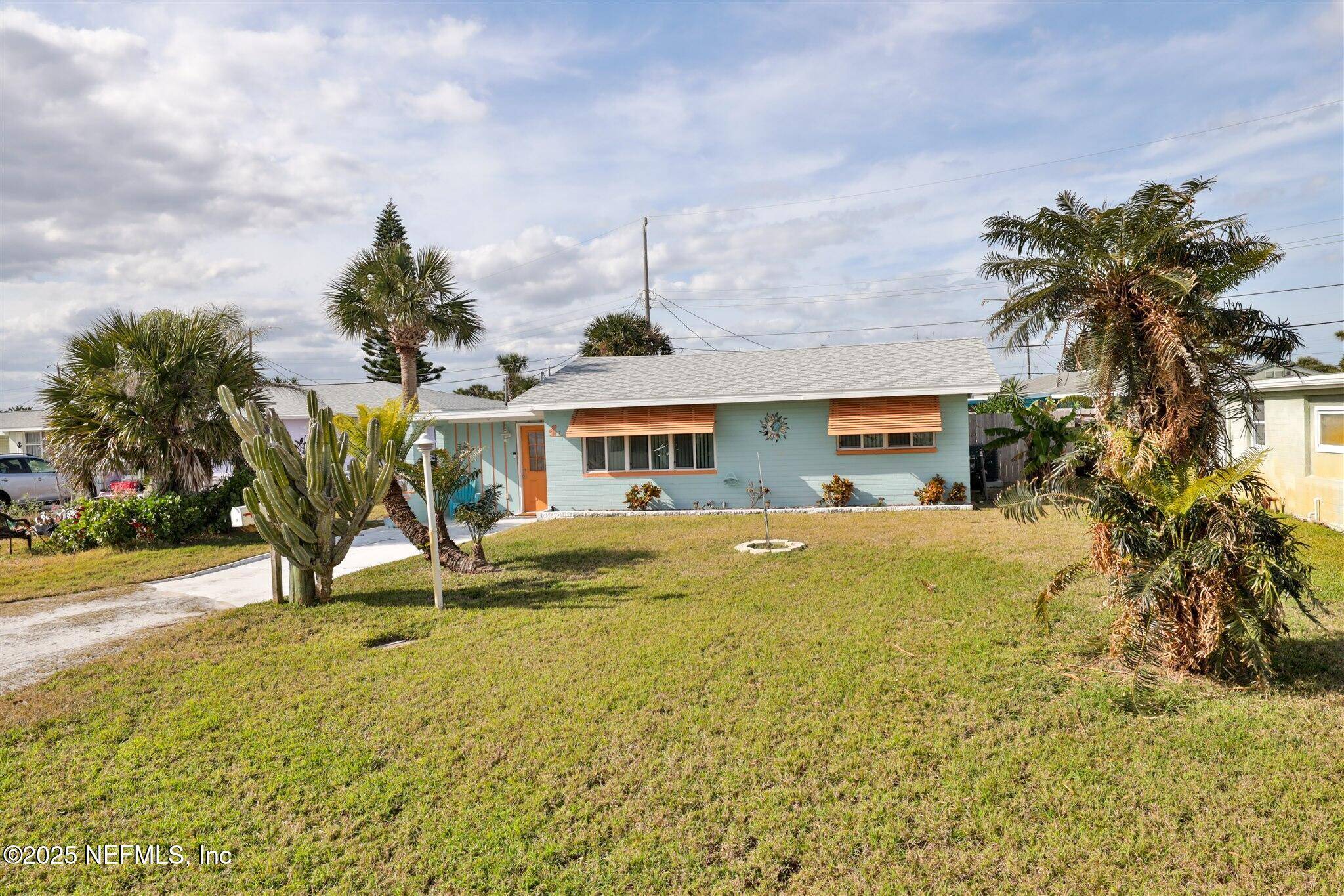 Ormond Beach, FL 32176,7 AZALEA DR