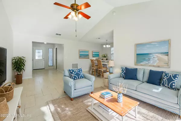 Atlantic Beach, FL 32233,2232 FAIRWAY VILLAS LN N