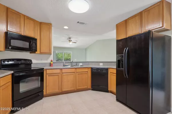 Callahan, FL 32011,45304 INGLEHAM CIR