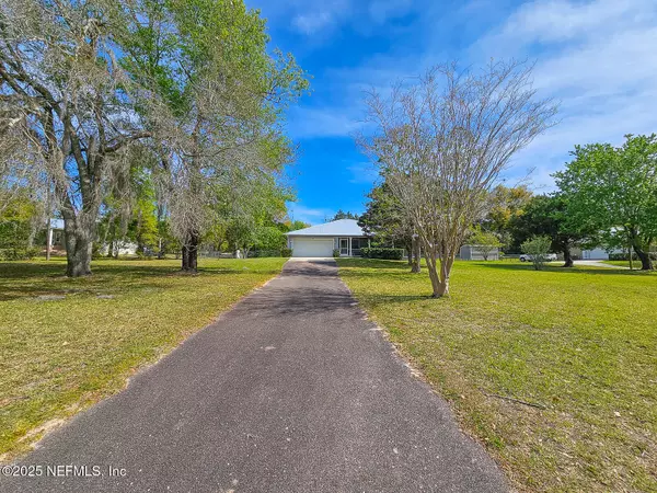 Melrose, FL 32666,116 ASHLEY LAKE DR