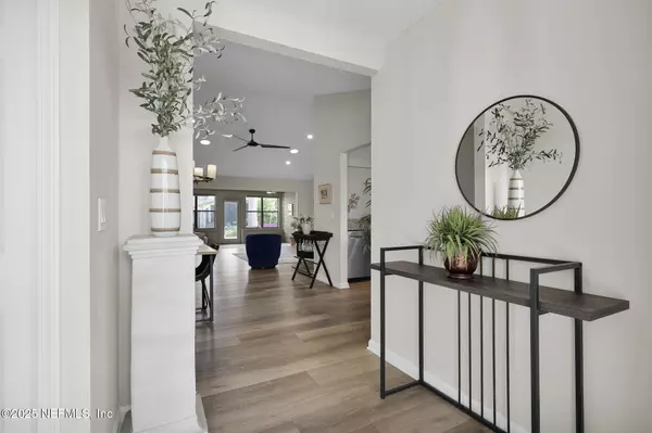 Ponte Vedra Beach, FL 32082,11 SEA WINDS LN S