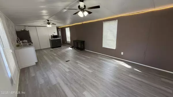 Crescent City, FL 32112,123 KOLSKI DR