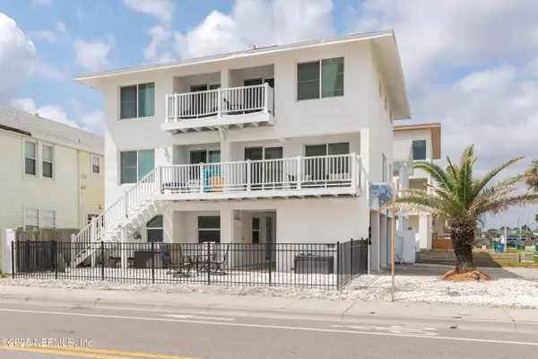 Jacksonville Beach, FL 32250,1202 1ST ST S