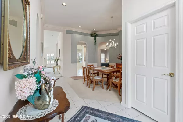 St. Augustine, FL 32080,523 LAKEWAY DR