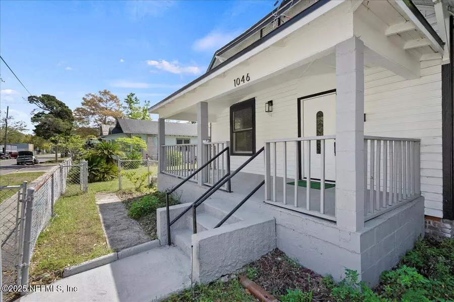 1046 E 13TH ST, Jacksonville, FL 32206