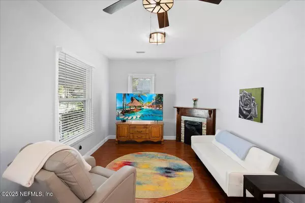 Jacksonville, FL 32206,1046 E 13TH ST