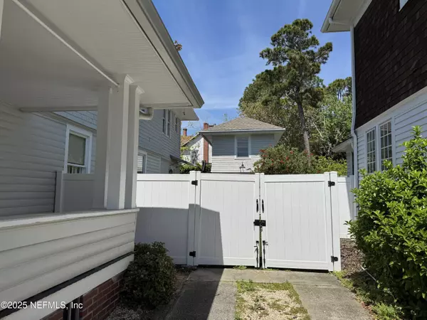 Jacksonville, FL 32204,2239 SAINT JOHNS AVE