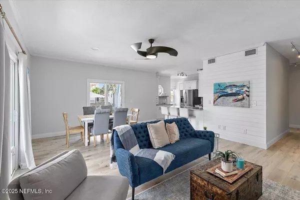 Jacksonville Beach, FL 32250,108 8TH AVE N #B