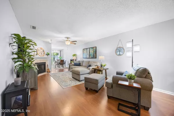 Jacksonville, FL 32257,4008 STILLWOOD DR