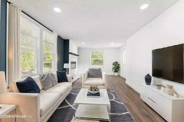 4348 COLLINS RD,  Jacksonville,  FL 32244