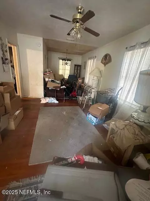 Jacksonville, FL 32208,889 BUNKER HILL BLVD