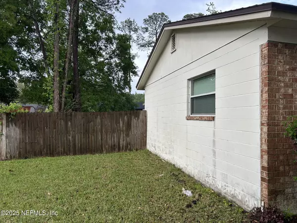 Middleburg, FL 32068,193 N TEAKWOOD CIR