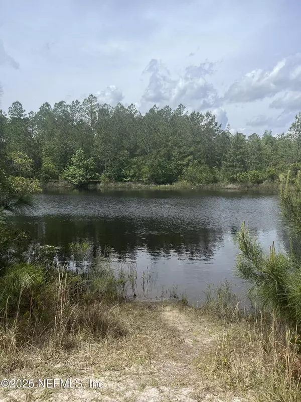 Yulee, FL 32097,77219 HANCE PARKWAY Pkwy N