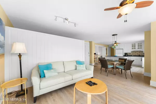 Jacksonville Beach, FL 32250,1023 N 1ST ST #28