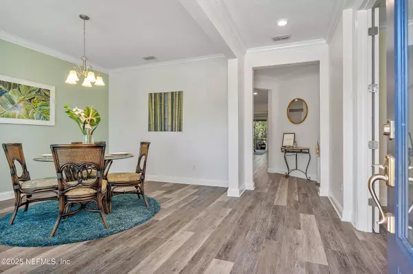 Jacksonville, FL 32081,699 ASPEN LEAF DR