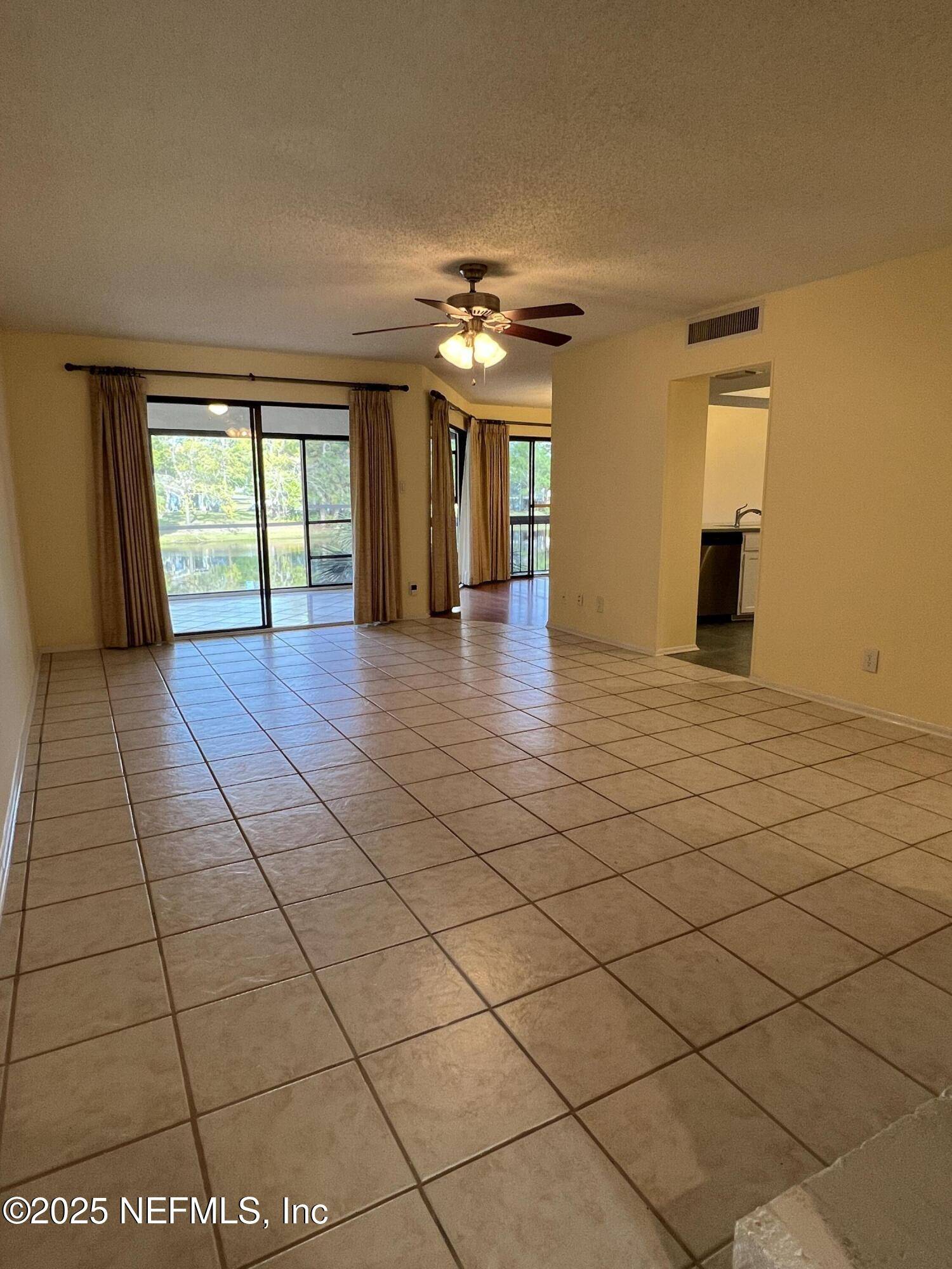 Jacksonville, FL 32256,6145 LAKE TAHOE DR #6145