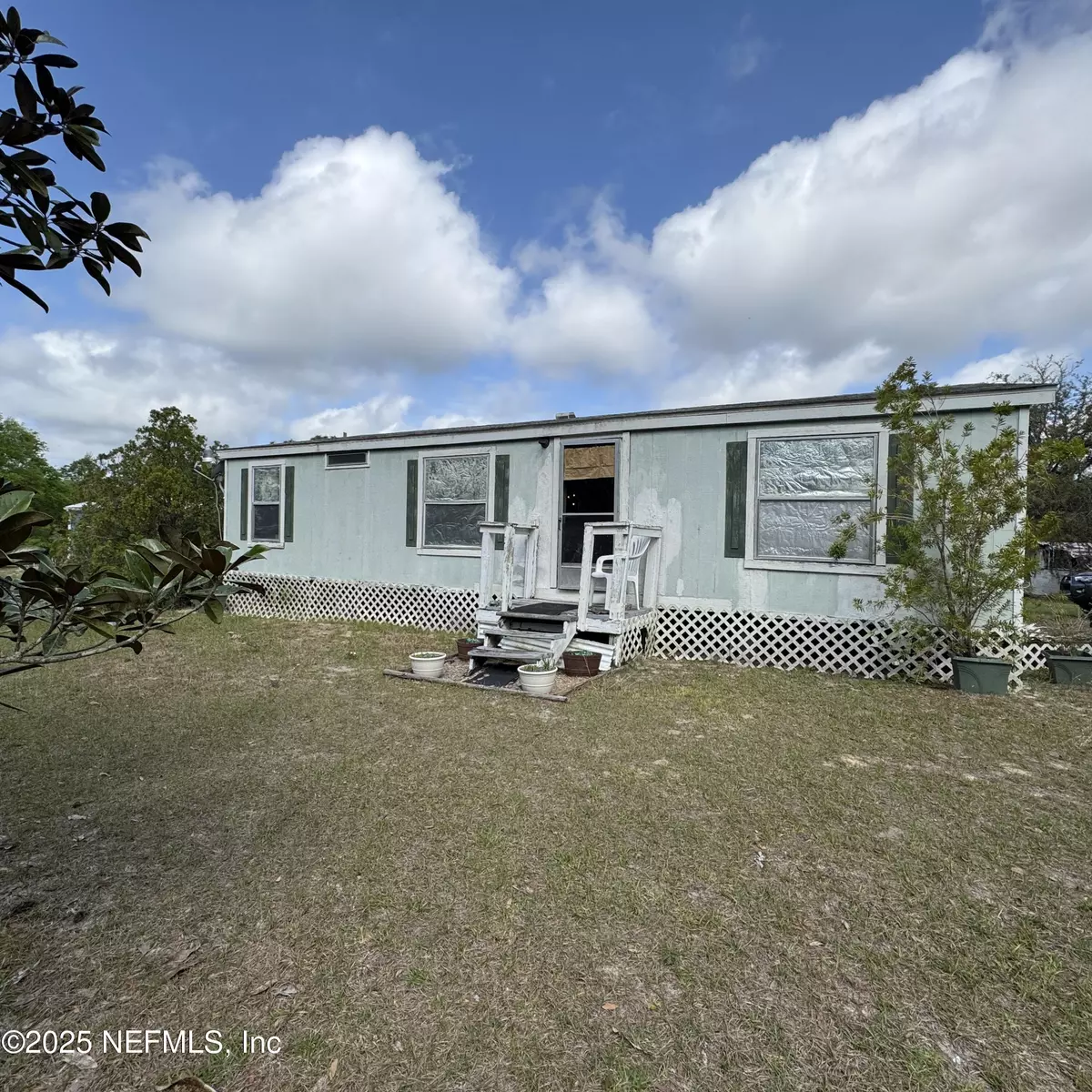 Interlachen, FL 32148,122 KEUKA CEMETARY RD