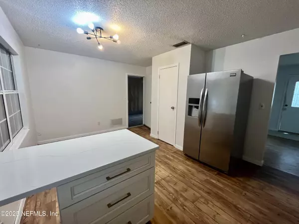 Satsuma, FL 32189,121 ROBERTS BLVD