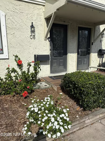 14750 BEACH BLVD #8, Jacksonville, FL 32250
