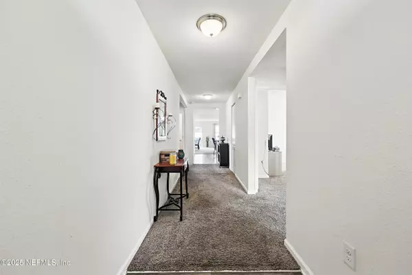 6781 HANFORD ST Jacksonville, FL 32219