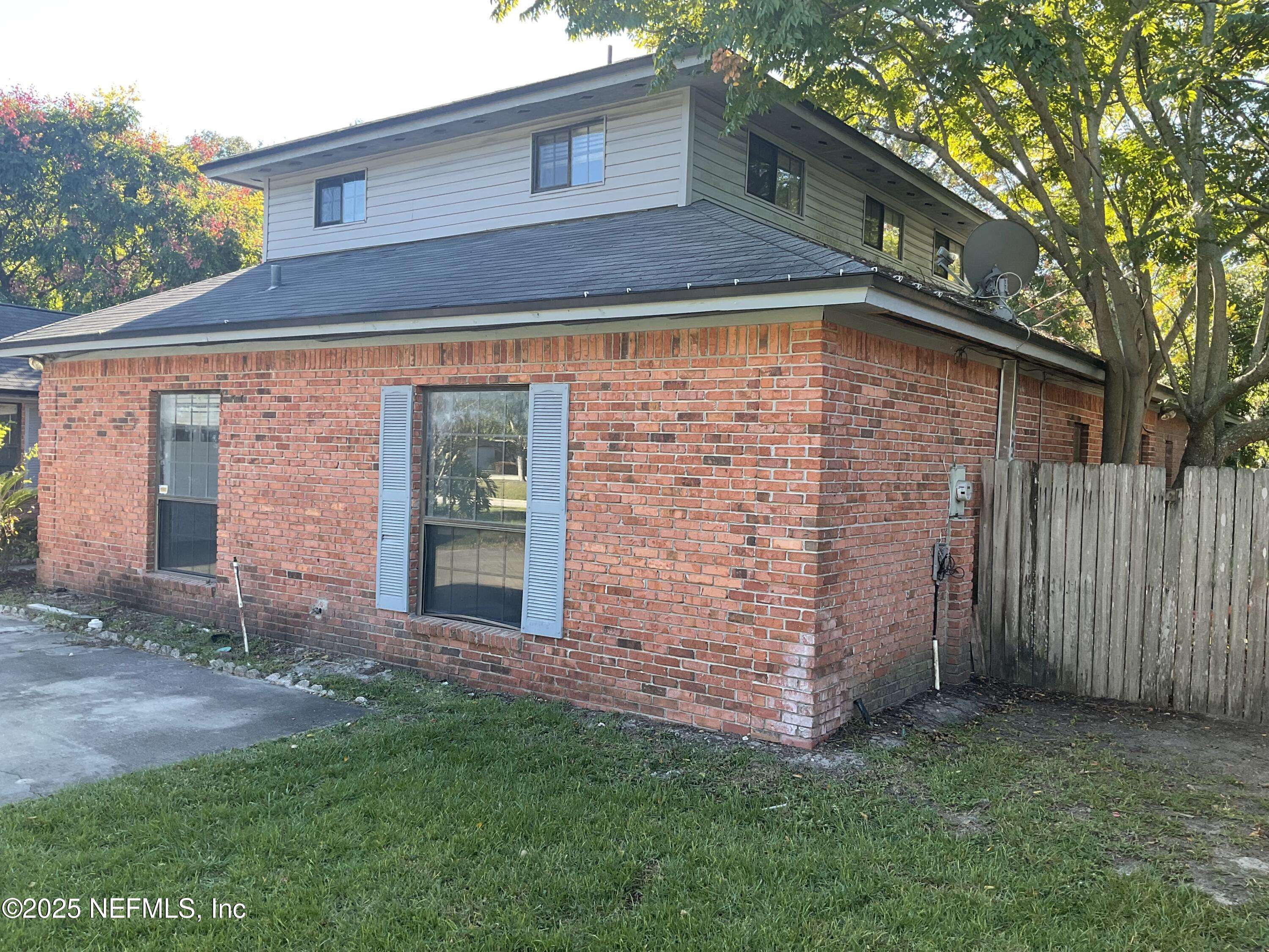 Jacksonville, FL 32223,12094 DIVIDING OAKS TRL E