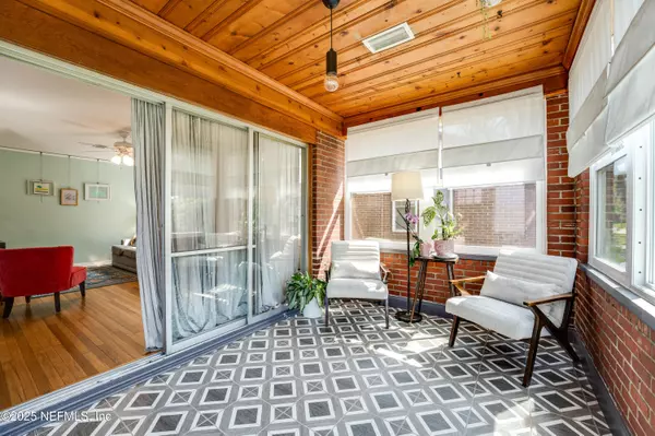 Jacksonville, FL 32208,233 W 67TH ST